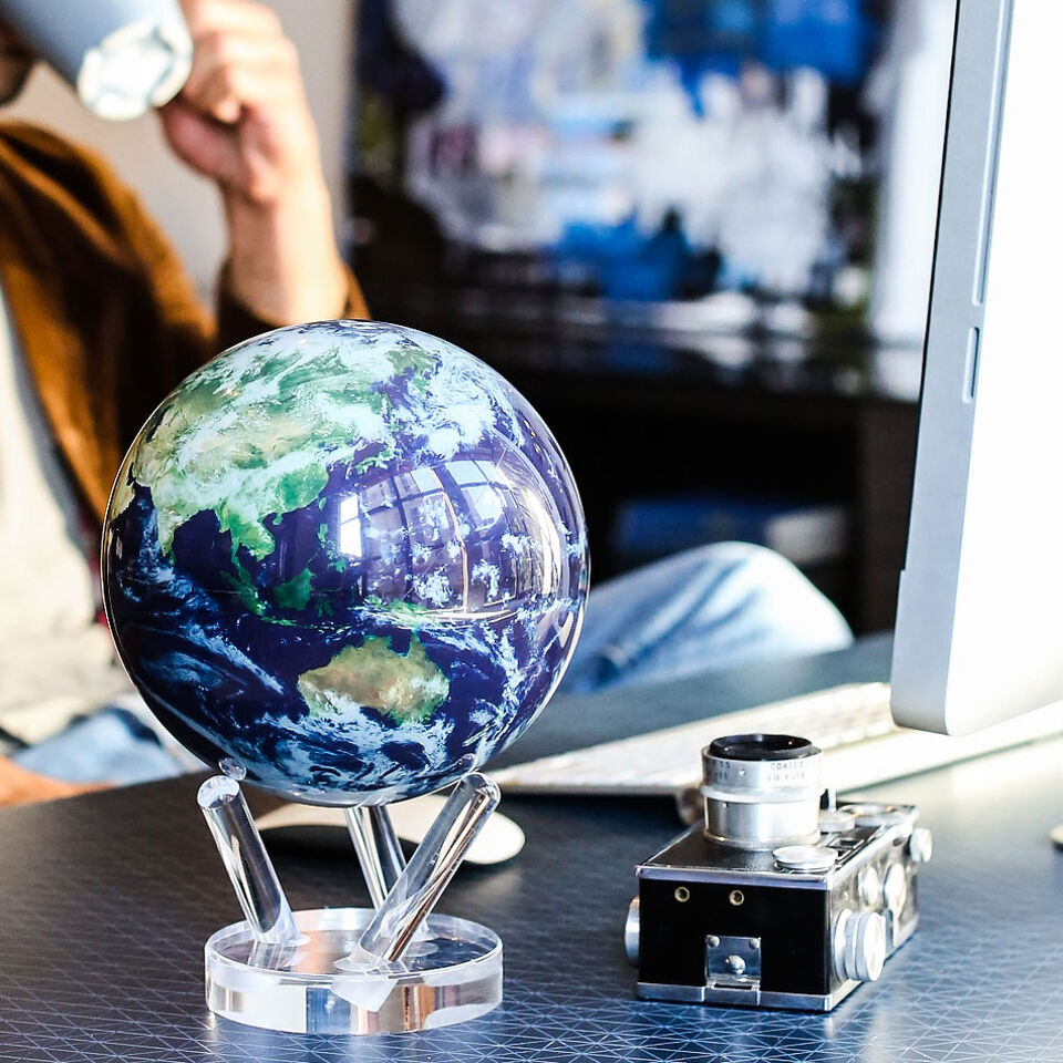 Globes